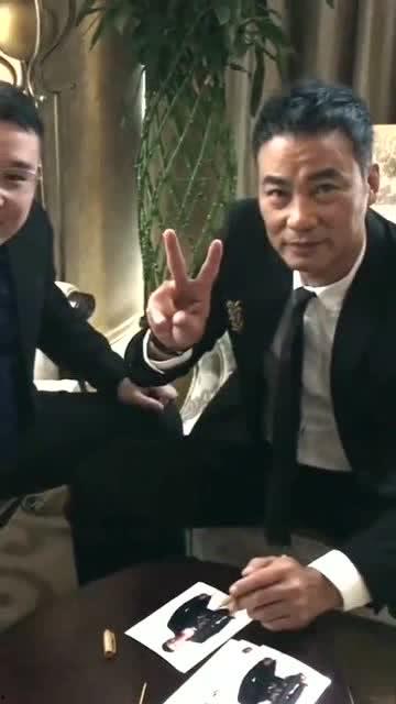 吃瓜娱乐圈华哥是谁,揭秘娱乐圈“吃瓜群众”热议的华哥之谜